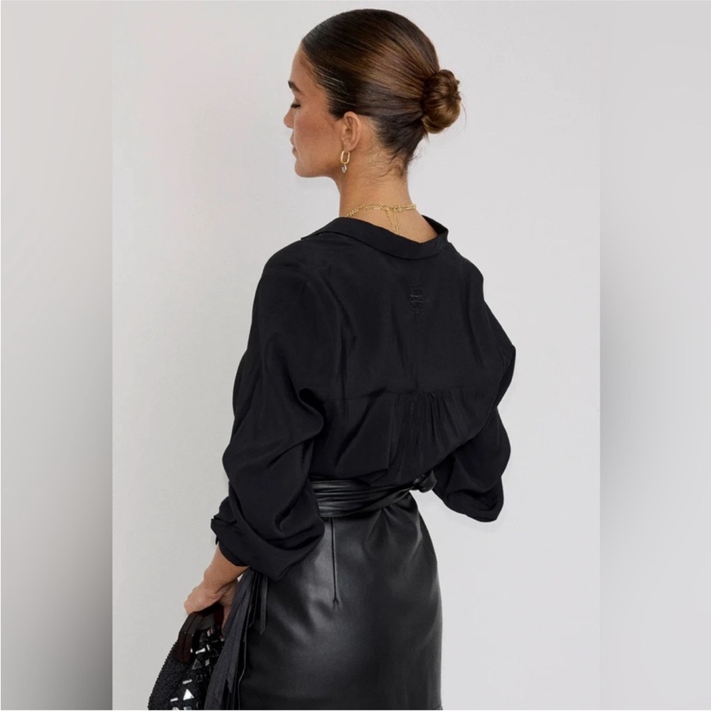 NWT Never Fully Dressed Black
Miley Shirt - Picture 11 of 12